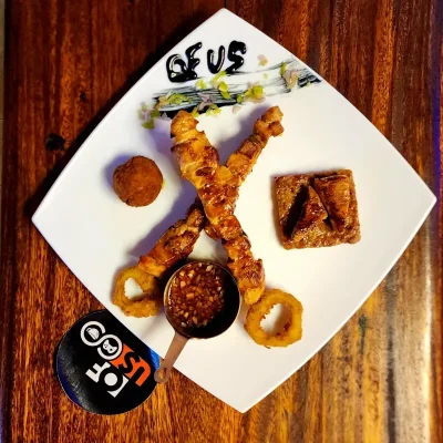 PIEDRA PAPEL O TIJERA