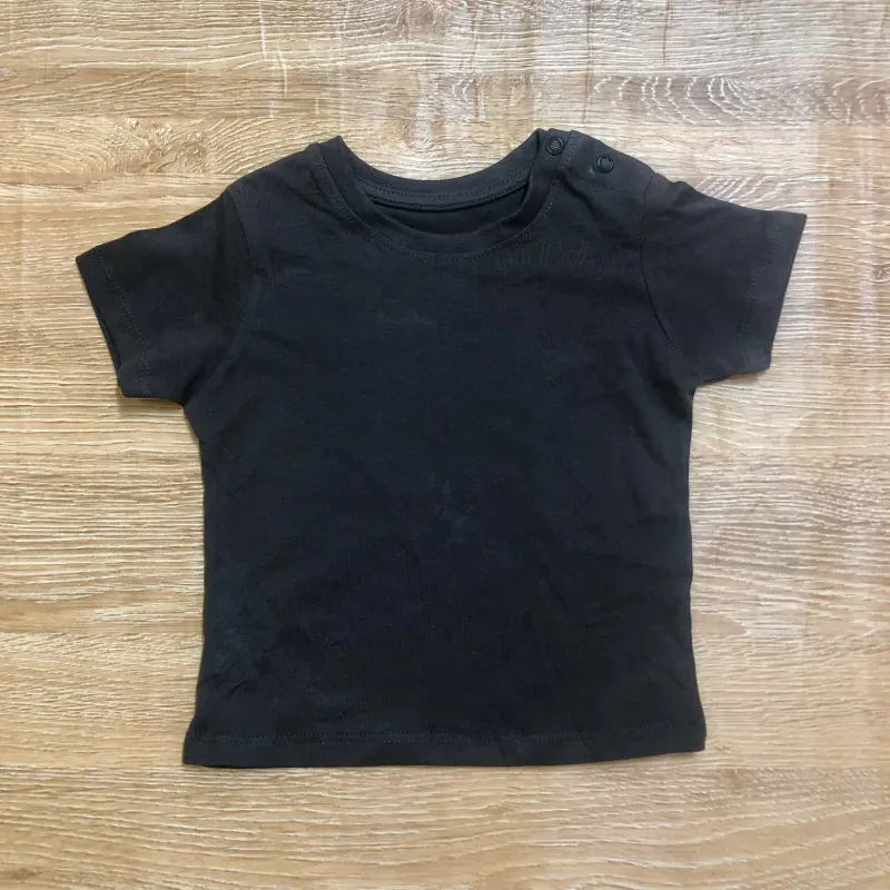 Pulóver color negro