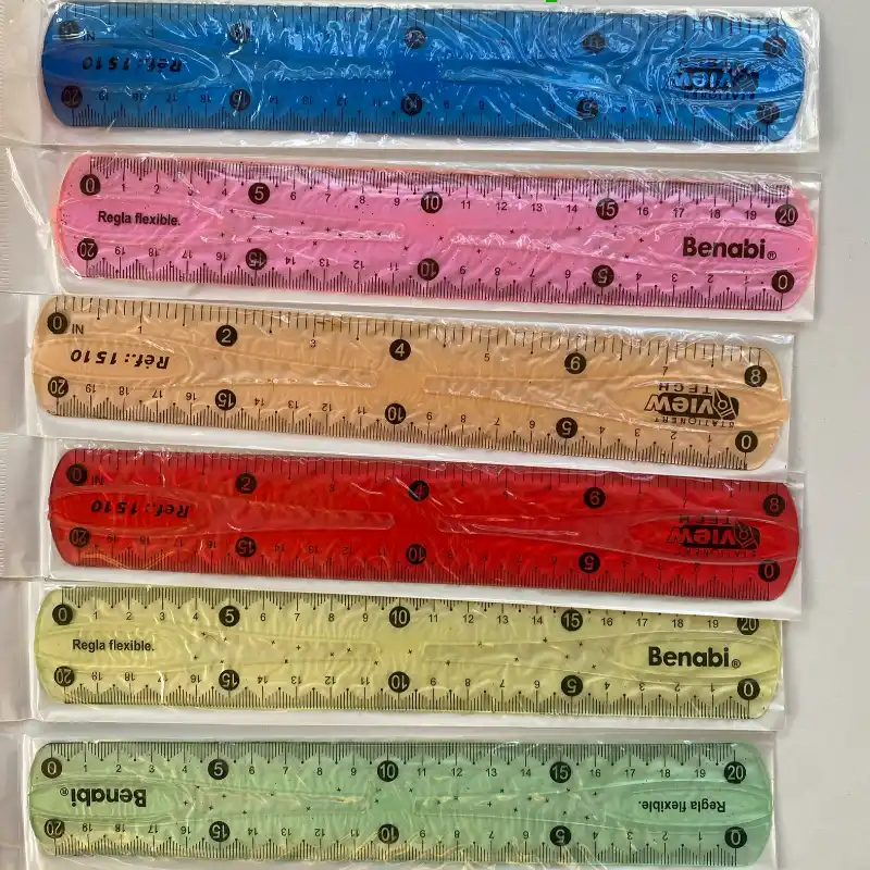 Regla flexible 20 cm