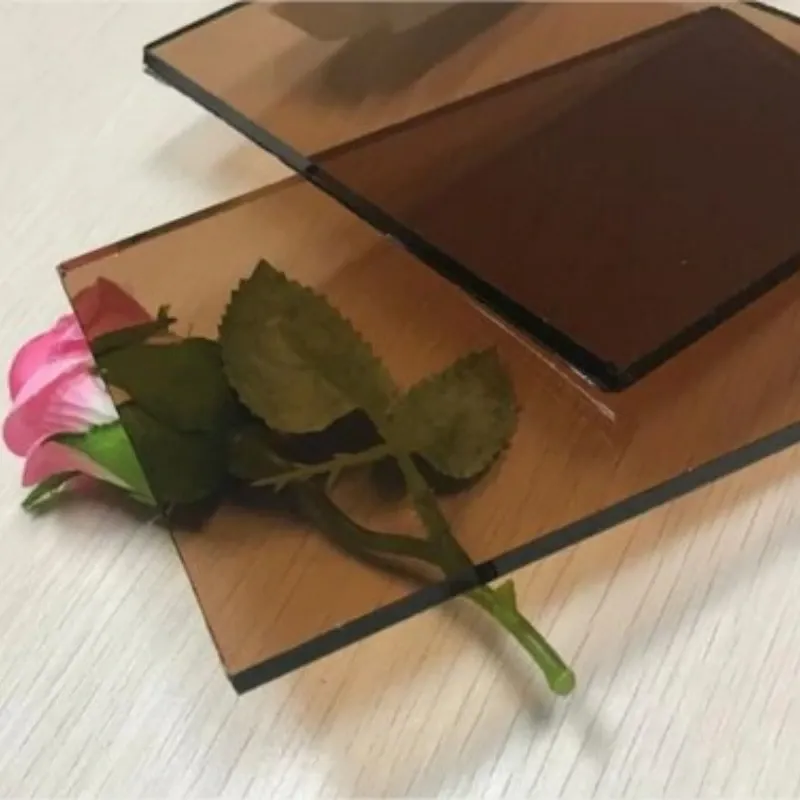 VIDRIO BRONCE LISO 5MM X 1830 X 2440 CM