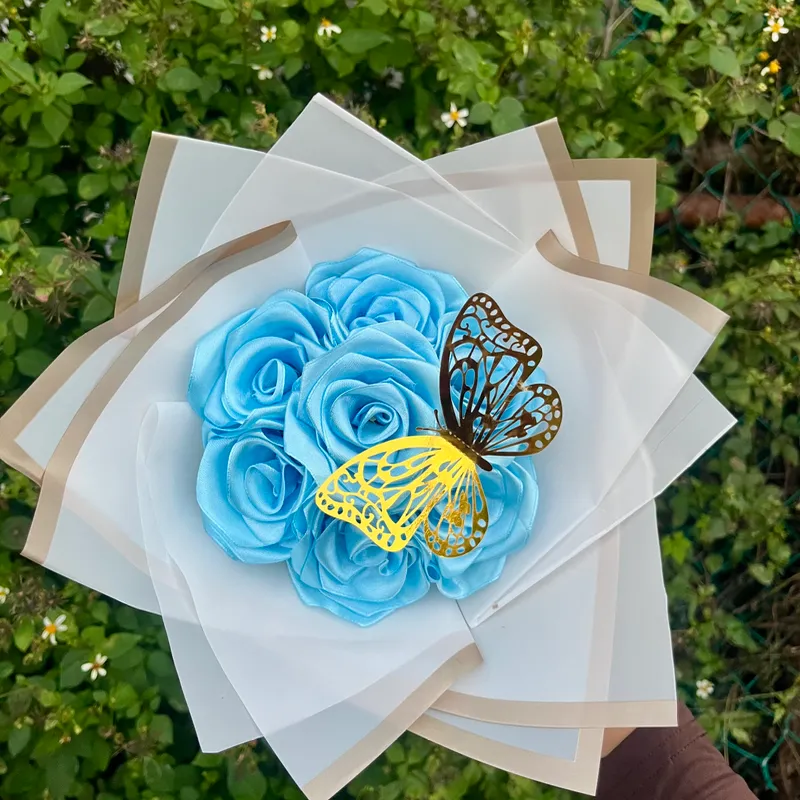 Ramo de 7 rosas azules