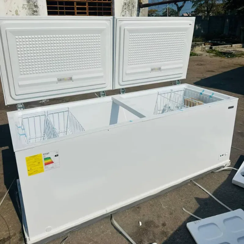 Nevera de 28 pies marca Royal