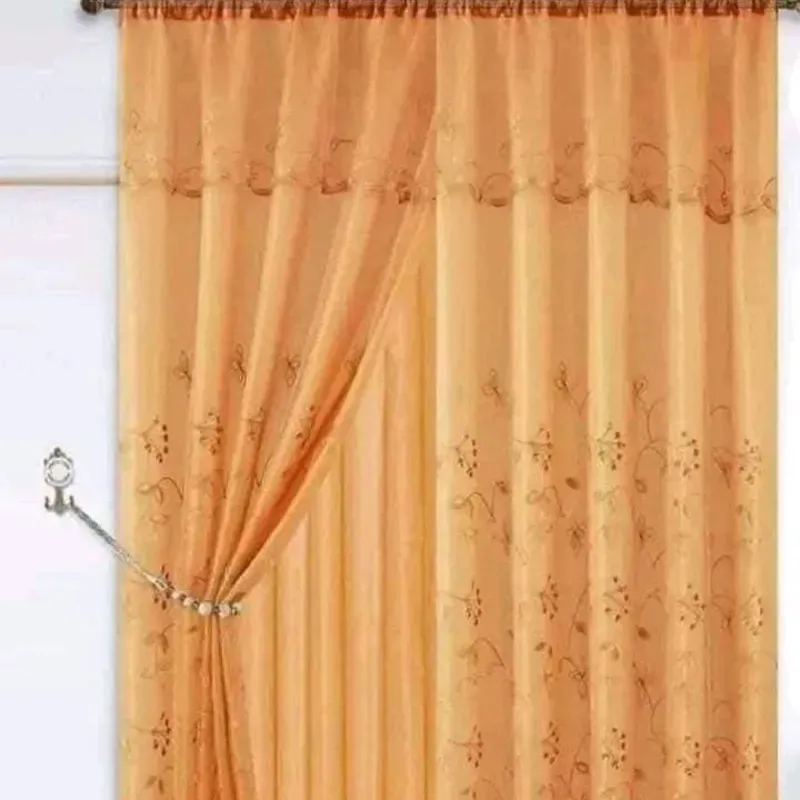 Cortinas de satín y encaje (Dorado)