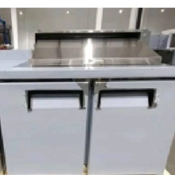 Mesa Refrigerada