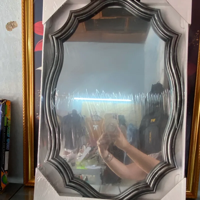 Espejo de Marco Plateado