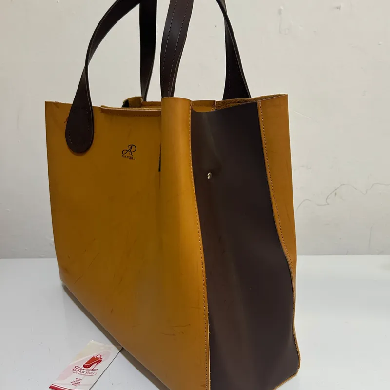 Bolsos de piel azteca