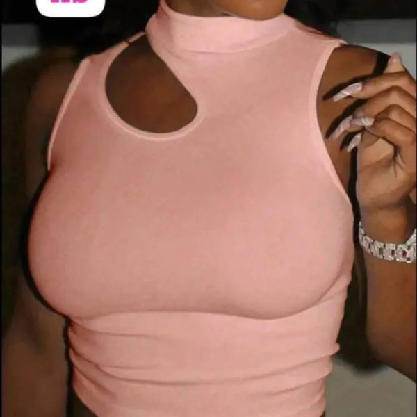 Blusa rosa cuello asimétrico