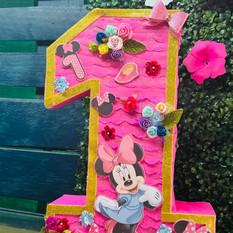 Piñata Minnie 1