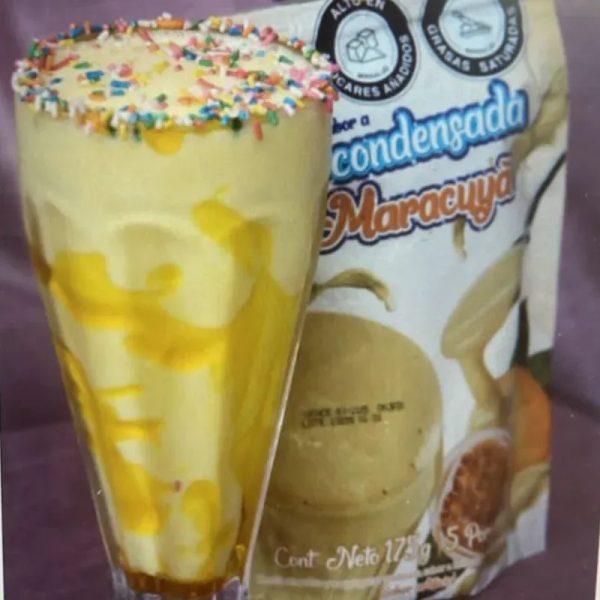 Malteada de maracuyá y leche condensada