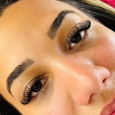 Pestañas pelo a pelo volumen 2D