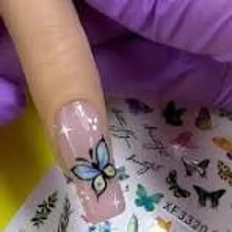  Decoración con Stickers (Por Pareja)