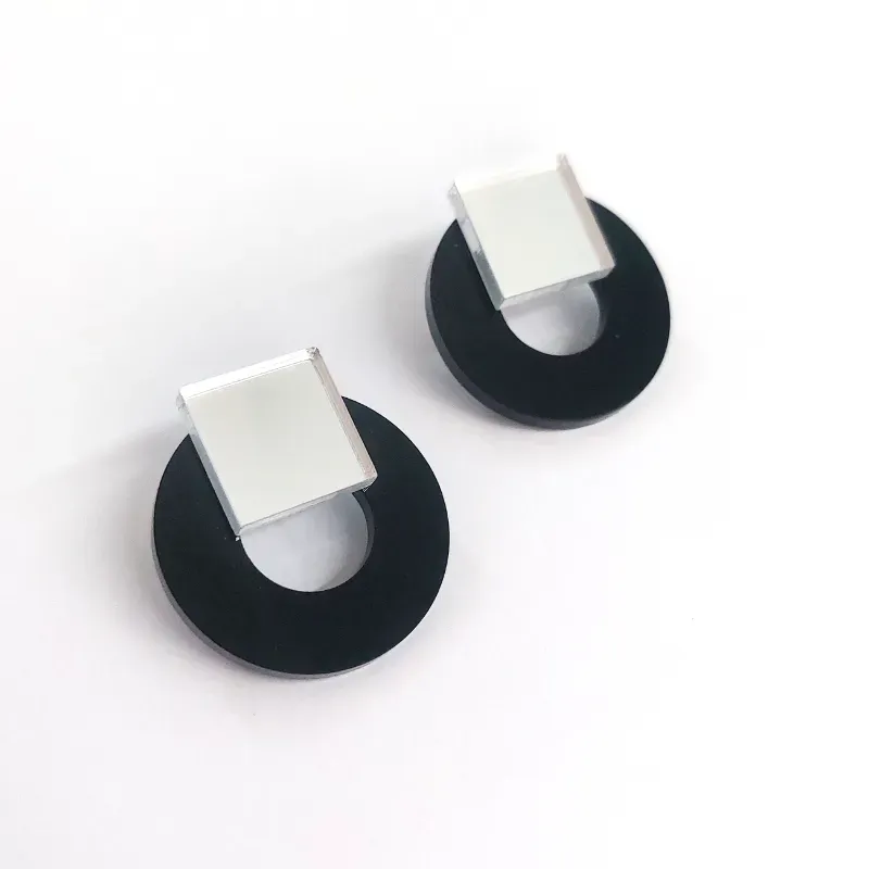 Bauhaus circulo cuadrado Plateado