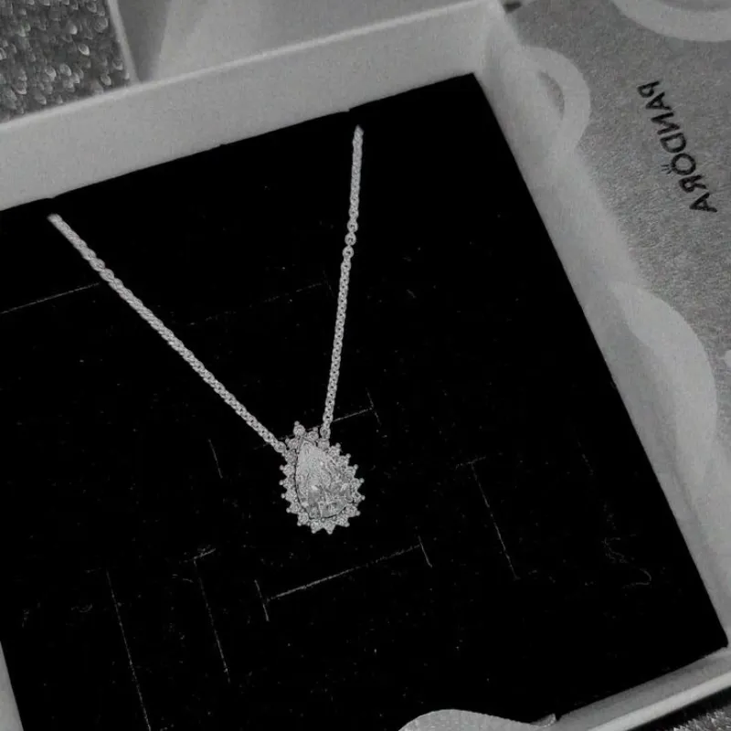 Cadena de Lágrima con Piedra