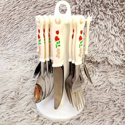 Juegos de cubiertos con base plástica