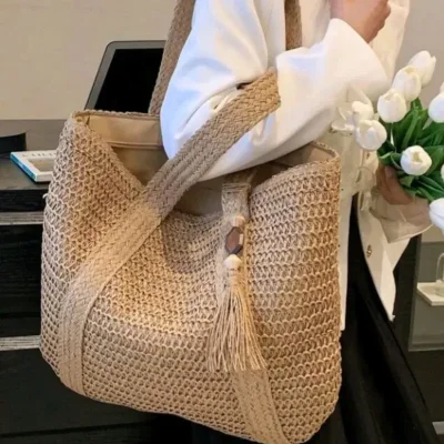 Bolsos de paja sintética con adorno