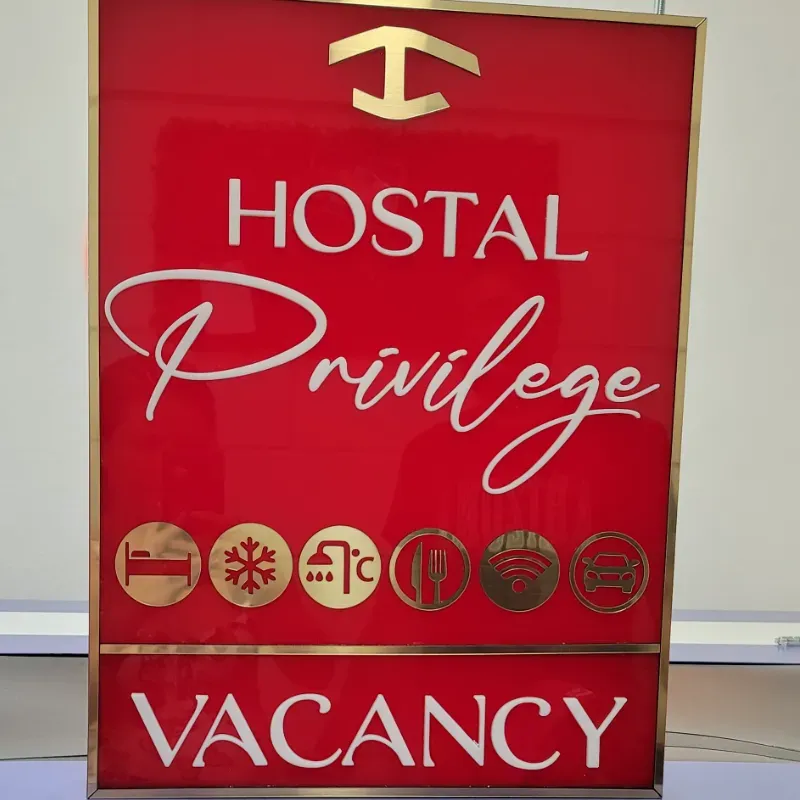 Cartel 100 % acrílico