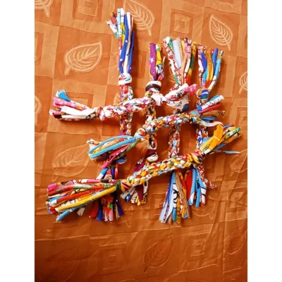 Juguetes trenzados chiquitos para mascotas