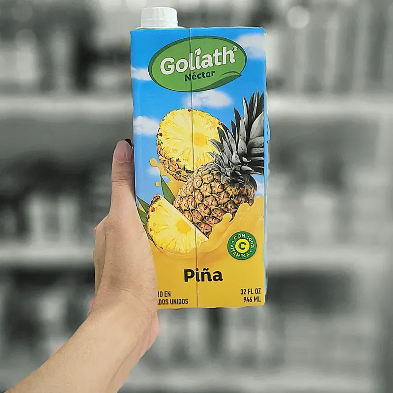 Jugo de piña.GOLIATH