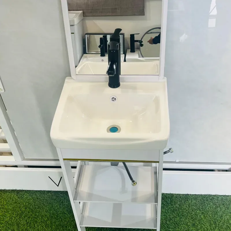 SET 14 de baño con espejo y mueble abierto de 2 niveles