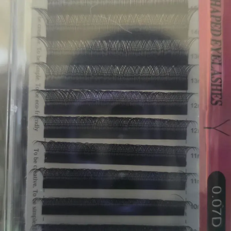 Pestañas YY  Kalanzi