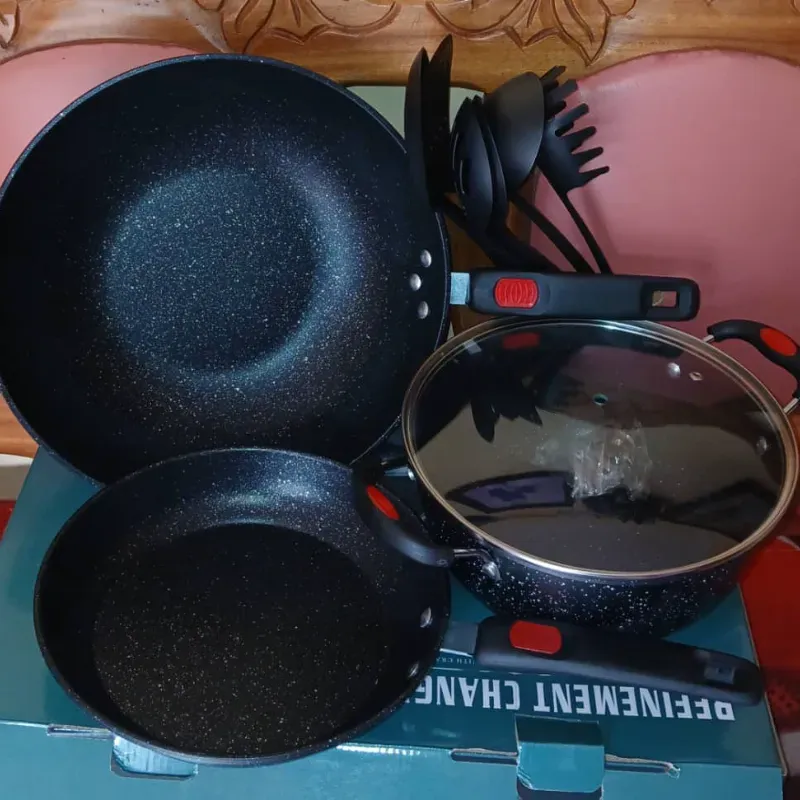 Juego de ollas para  inducción