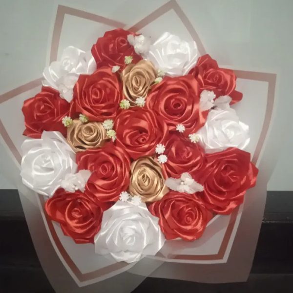 Ramo de rosas eternas