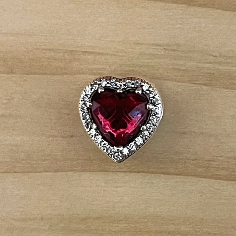 Charm Corazón Piedra Roja