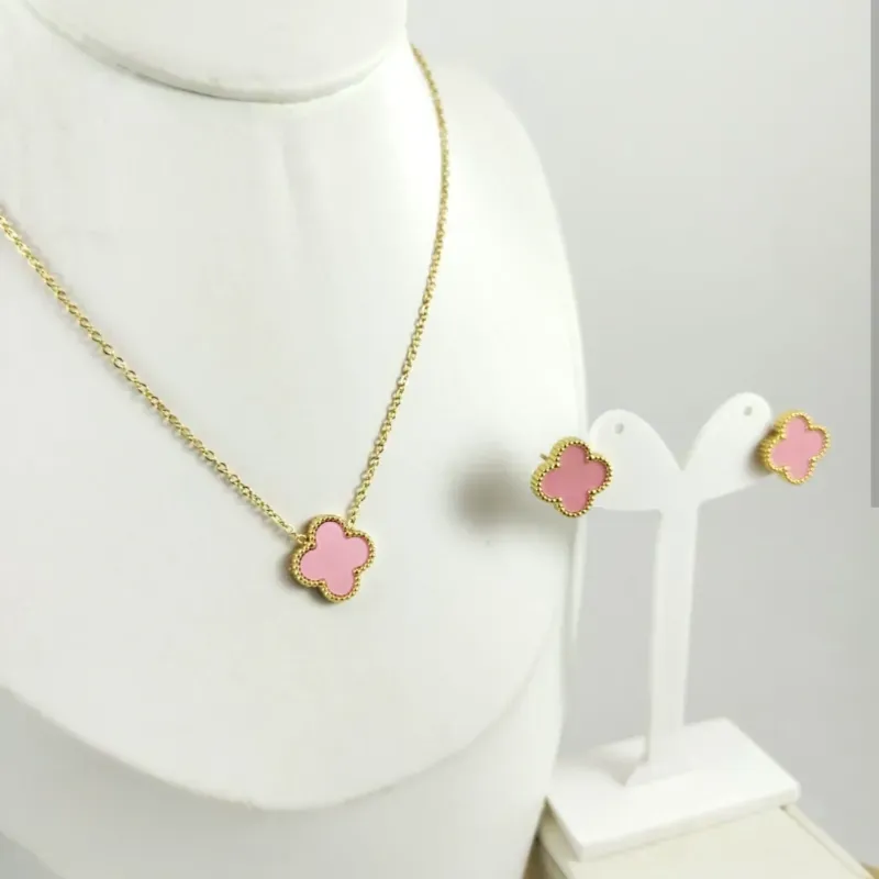 Set Van Cleef rosa claro 