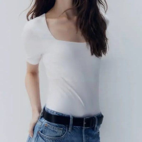 Pullover H&M con escote cuadrado