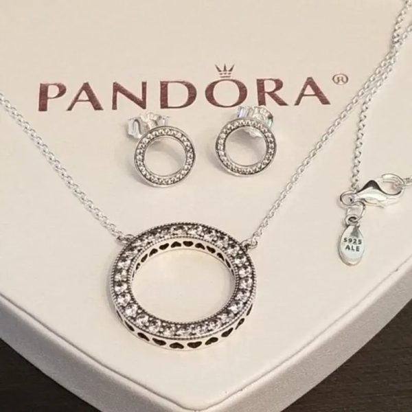 Cadena Pandora