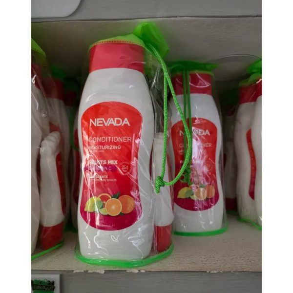 Conjunto de shampoo, acondicionador y crema skin care