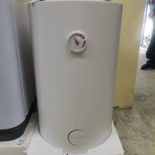 Calentador de agua Rudenkov de 30 litros
