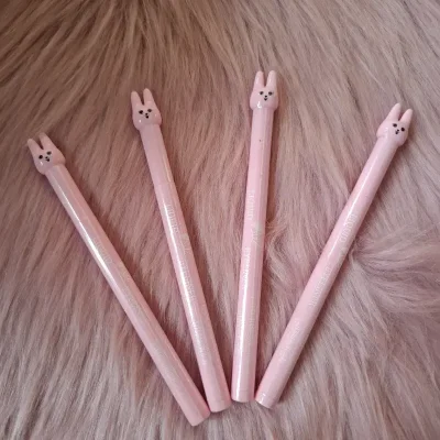 Delineador plumón conejito