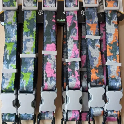 Collar estampado para perros grandes