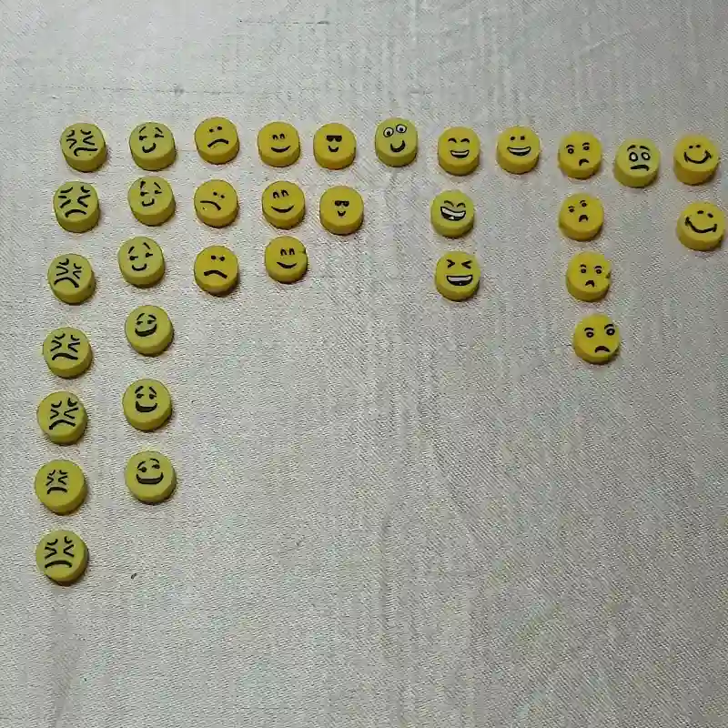Fimos de figuras emojis