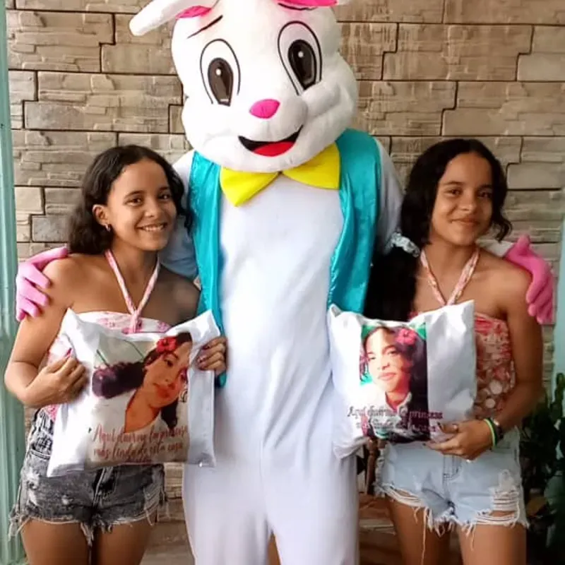 Clientes felices Con sus entregas 