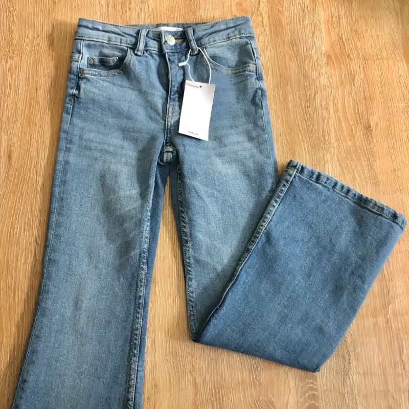 Jean Mango de patas anchas