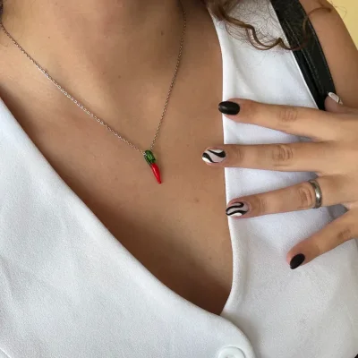 Cadena spicy plateada️