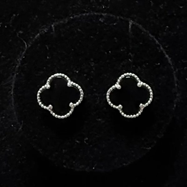 Arete Van Cleef Negro