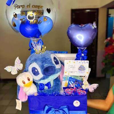 Caja con peluche grande