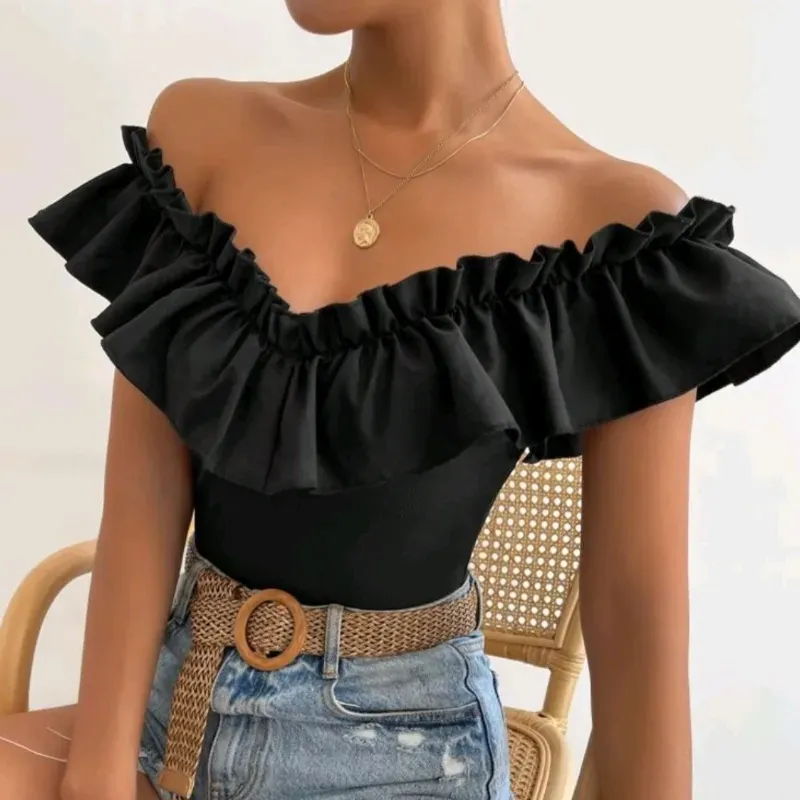  Top de hombros descubiertos y vuelo — Negro