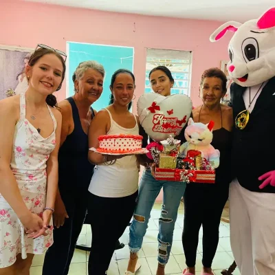 Clientes felices con sus sorpresas 