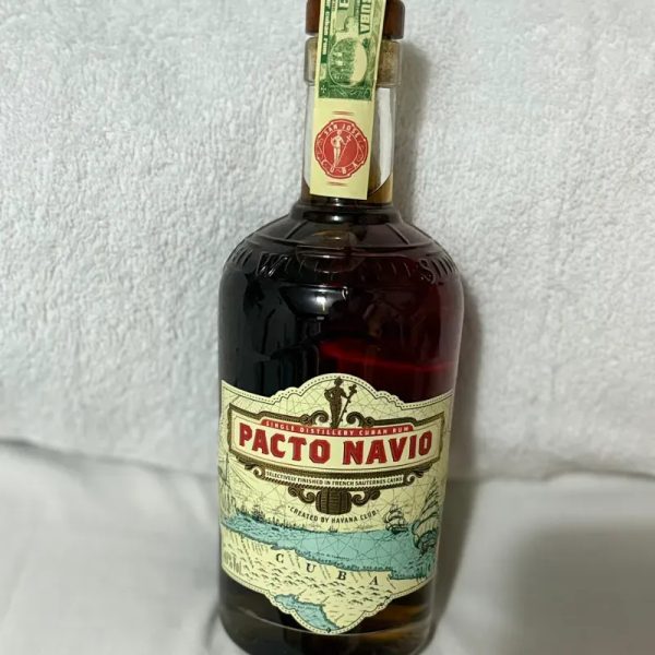 Ron Pacto Navío