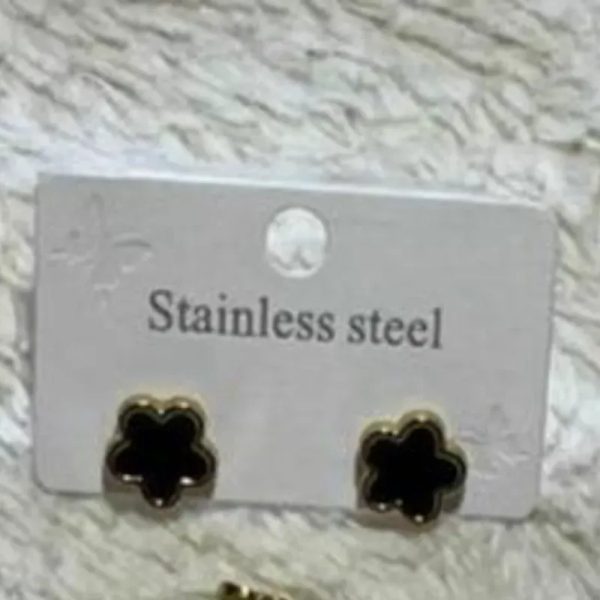 Aretes