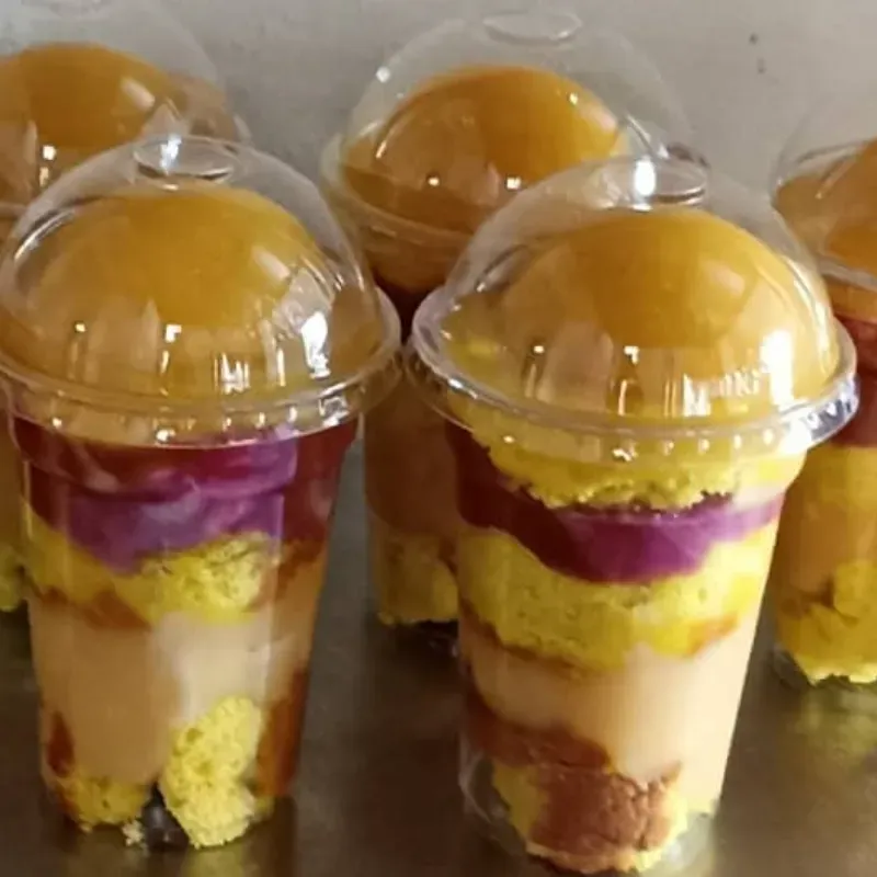 Cake en vasito de fruta