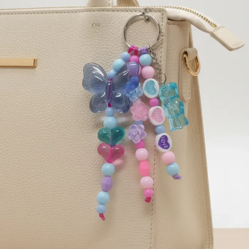 Llavero y adorno para carteras