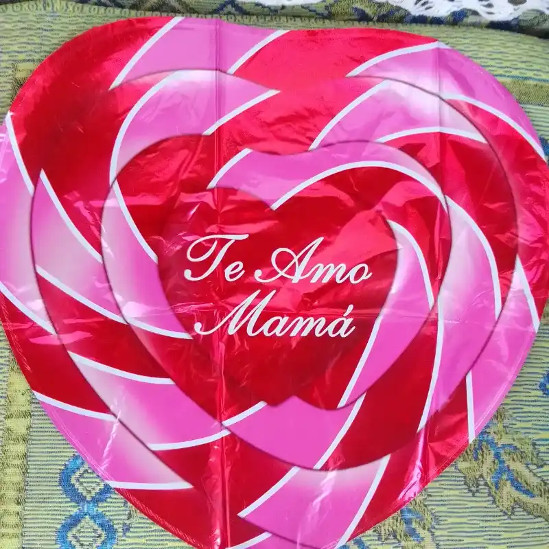 Globo Te amo mamá corazón rojo y rosado 20"
