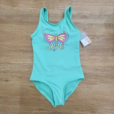 Trusa color verde con mariposa