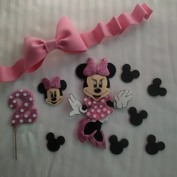 Cake topper