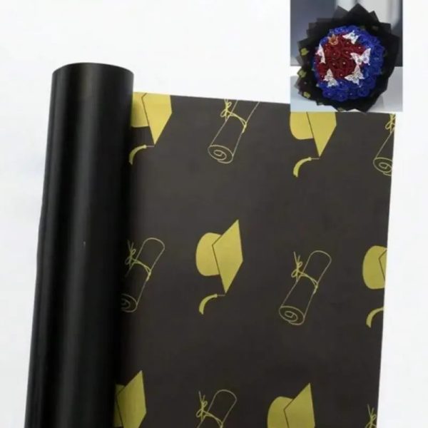 Papel negro con temática de graduación